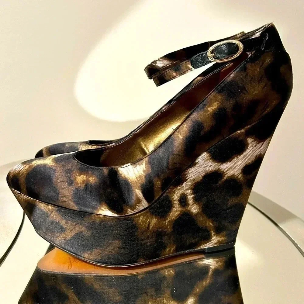 Gently Worn San Edelman Quinn Animal Print Pumps, Size 6